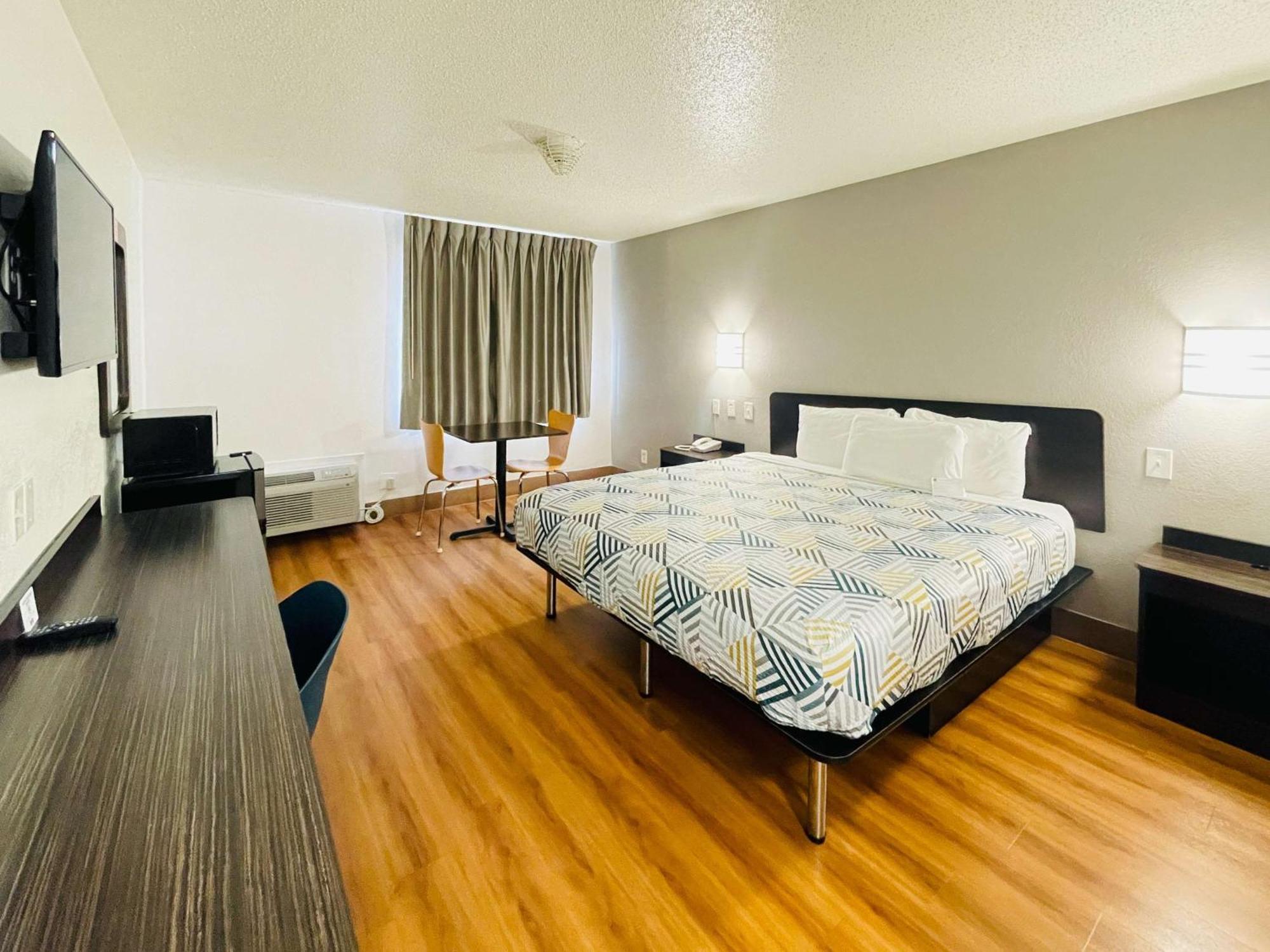 Hotel 6-duncanville, Tx - Dallas